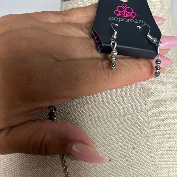 Paparazzi Elegant Silver Necklace with Tassel and earings - Picture 2 of 4